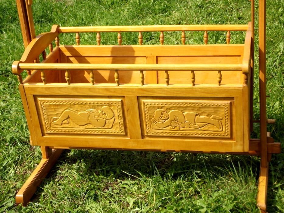 KOŁYSKA ŁÓŻECZKO ekskluzywne ciche rzeźbione HAND MADE - OKAZJA