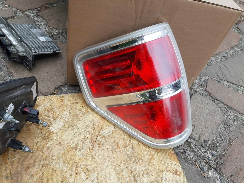 Lampa tylna Ford F 150 F150 mod 09-14r oryginał LH