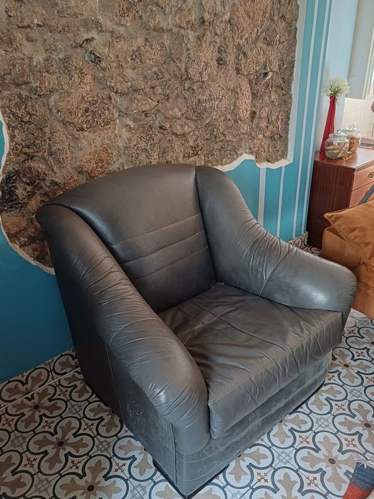 Poltrona de pele de vaca