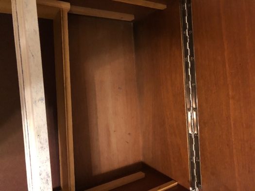 Szafka nocna, Niciak shabby chic