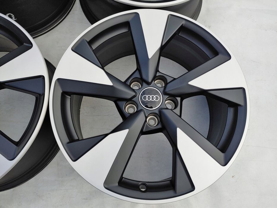felgi audi sport a4 8w0 b8 b9 a6 4g 4k a3 8v 8y 18 oryginał