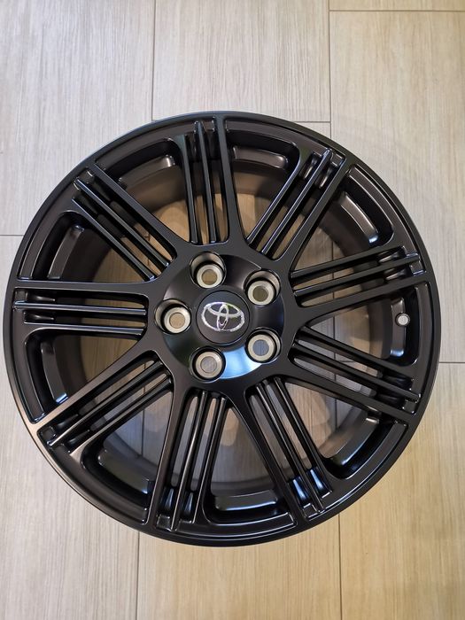 Toyota Rav4 nowe felgi 18"