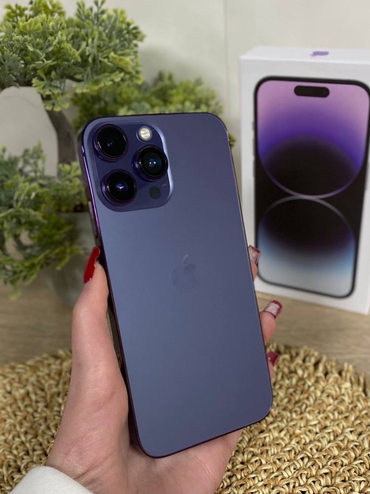 iPhone 14 Pro 128 гб фіолетовий iPhone XR в корпусі 14 Pro