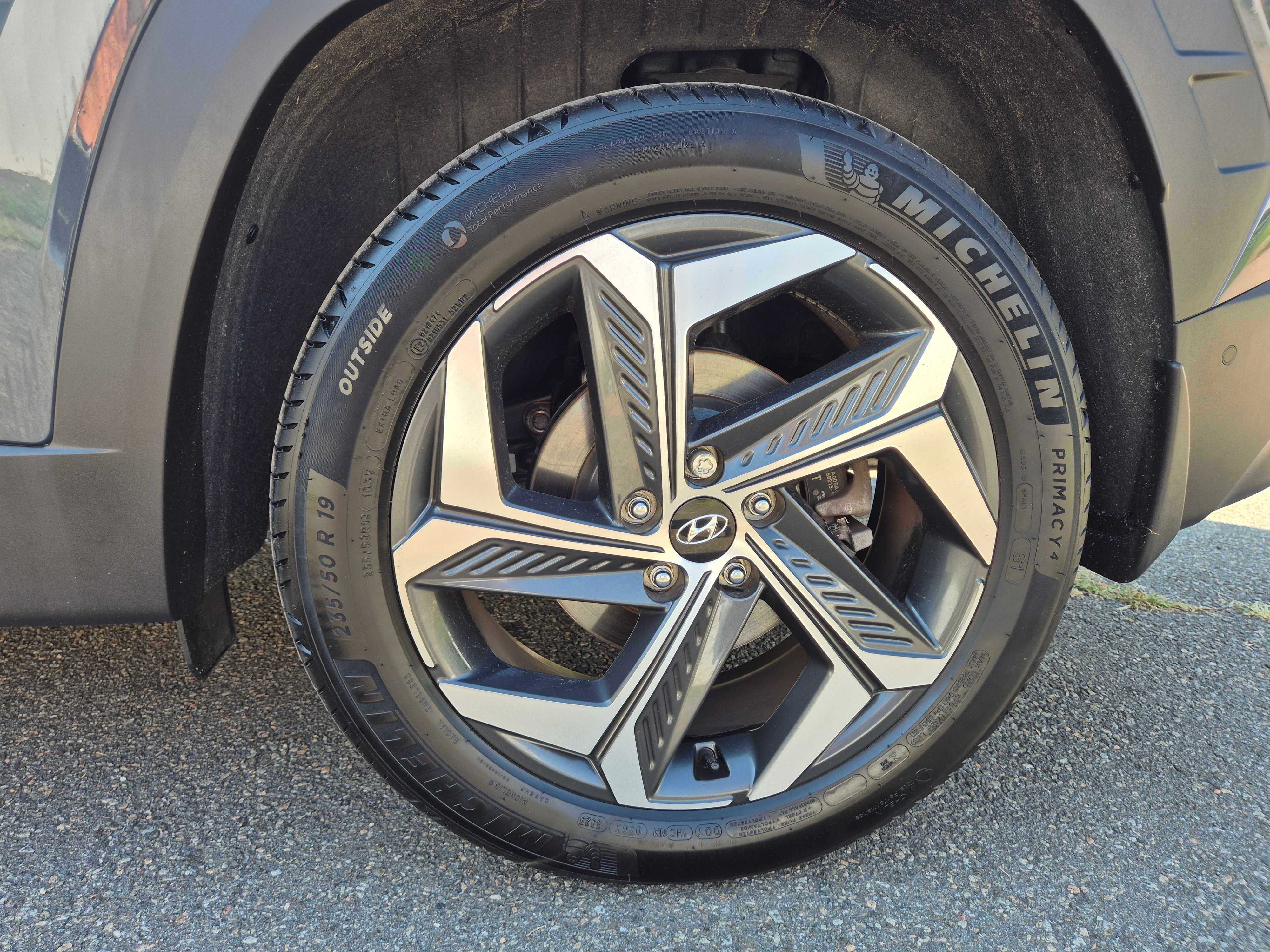 Hyundai Tucson 2023 Гібрид, 1.6 л