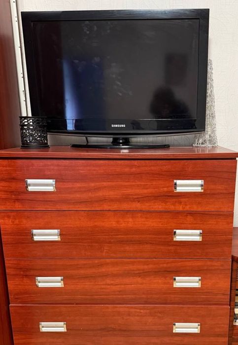 Комод  на 4 шуфляди