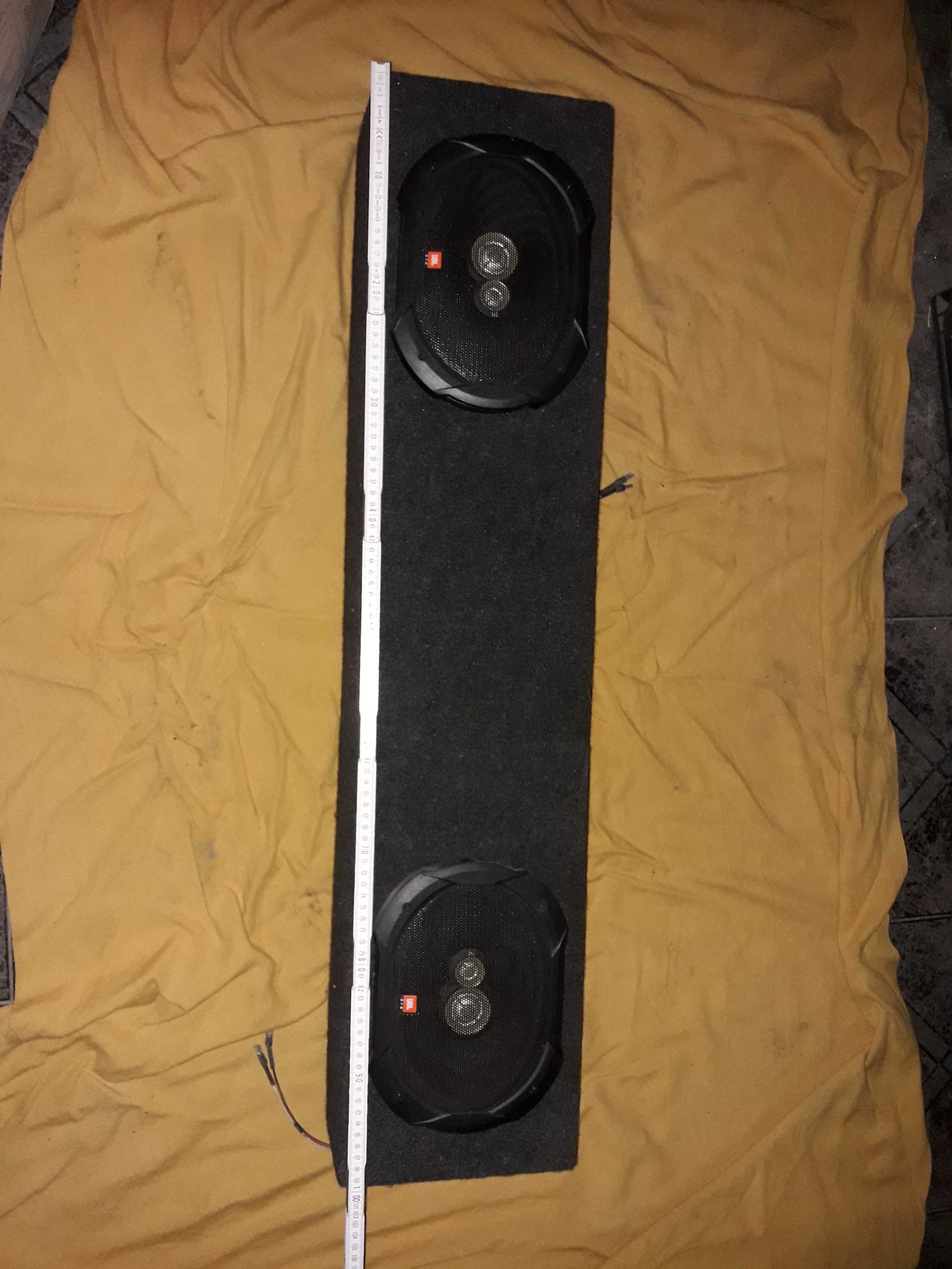 Głosniki JBL GTO 6x9 300W Peak, 100W RMS, w zabudowie 1mx15cm.