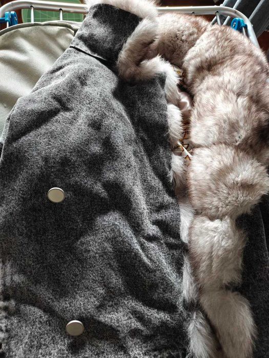 Джинсовая парка демисезонная с отделкой из меха песца