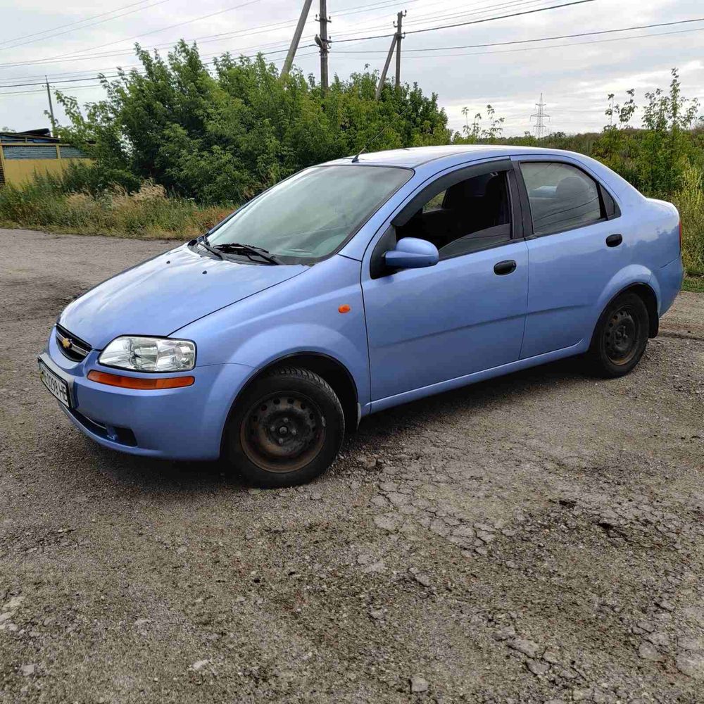 Продам Chevrolet Aveo в гарному робочому стані
