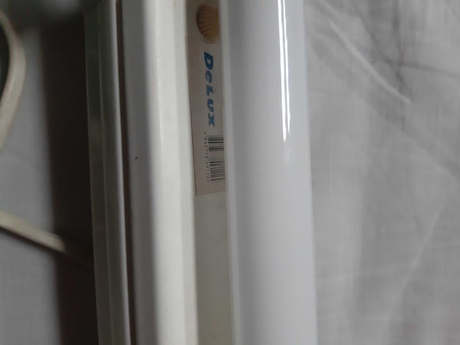 Лампа Delux для кварцевания + с лампочкой дневного света