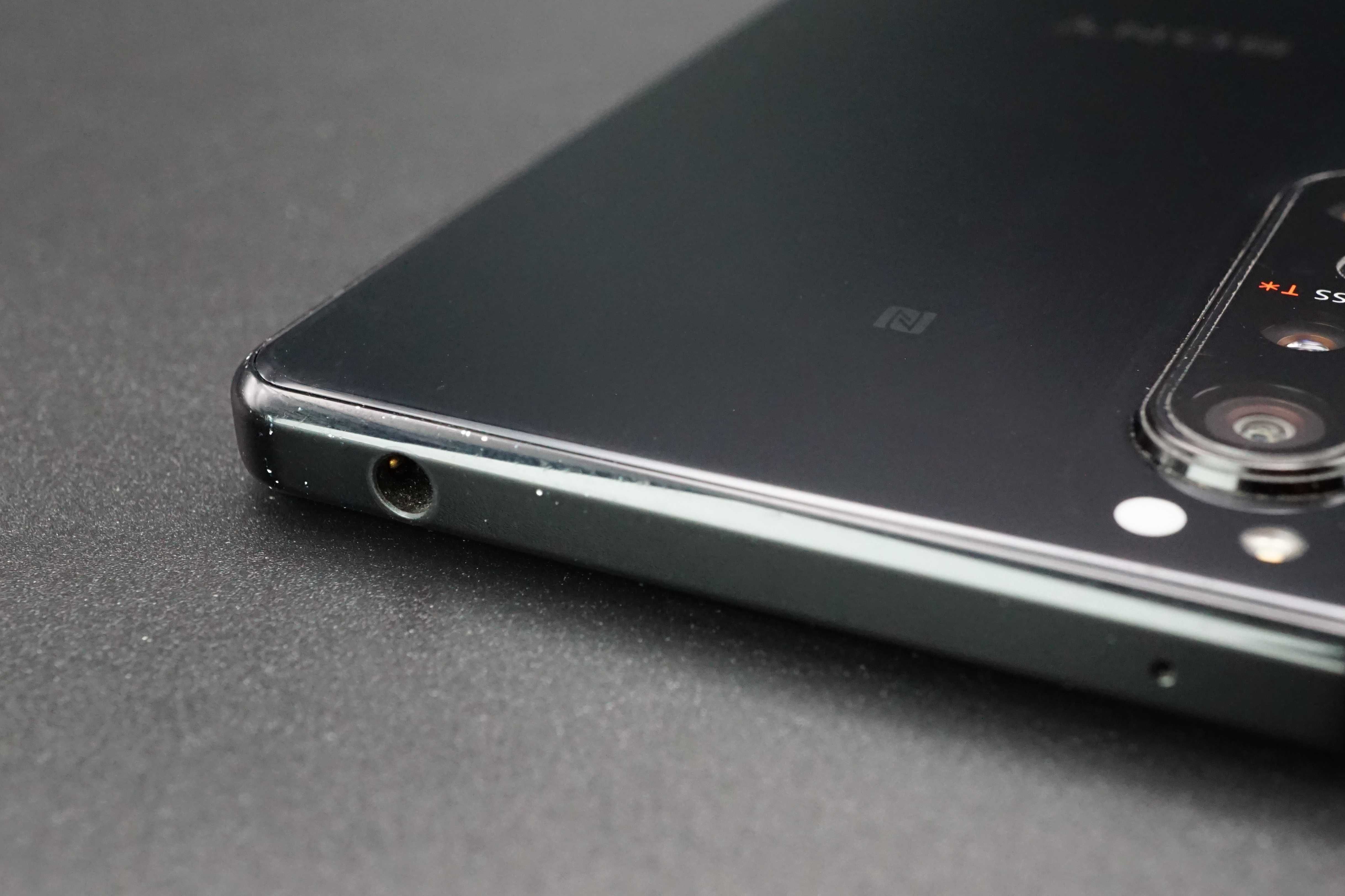 Sony Xperia 1 II (mark 2) 8/256 1 sim