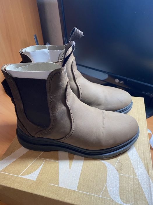 Демисезонные ботинки Зара ( челси) на мальчика