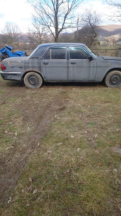 Газ Волга 31105,