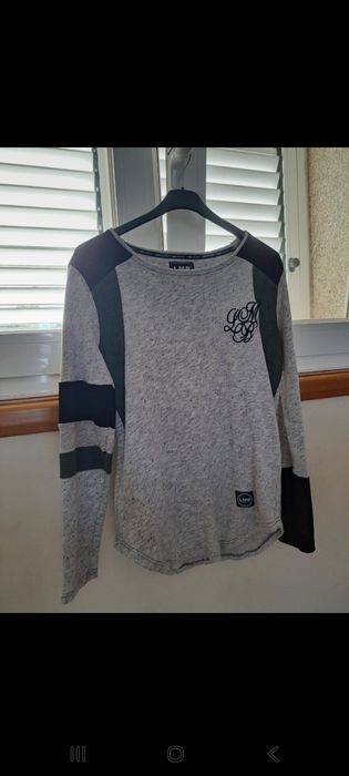 Camisola confortável e estilosa M