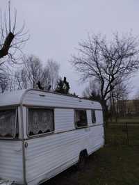 Camping jednoosiowy