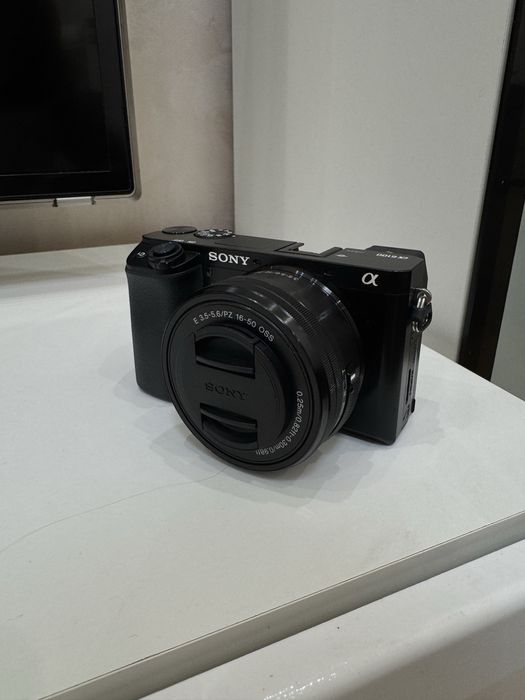 Камера Sony A6100 + об’єктив 16–50mm OSS (стан відмінний)