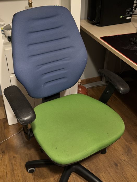 Nowy Styl Mastet Fotel obrotowy biurowy teleskopowy