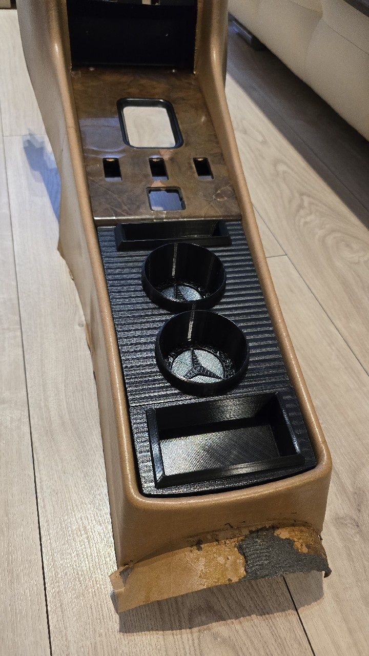 Cup holder Mercedes R107 SL SLC 560 450 uchwyt na kubki kawę