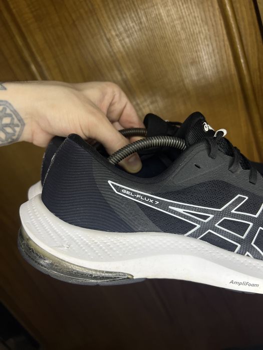 Кроссовки сетка лёгкие ASICS gel-flux 7 оригинал размер 44 28 см