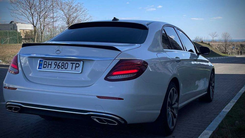 Mercedes-Benz E-Class 2016 W213