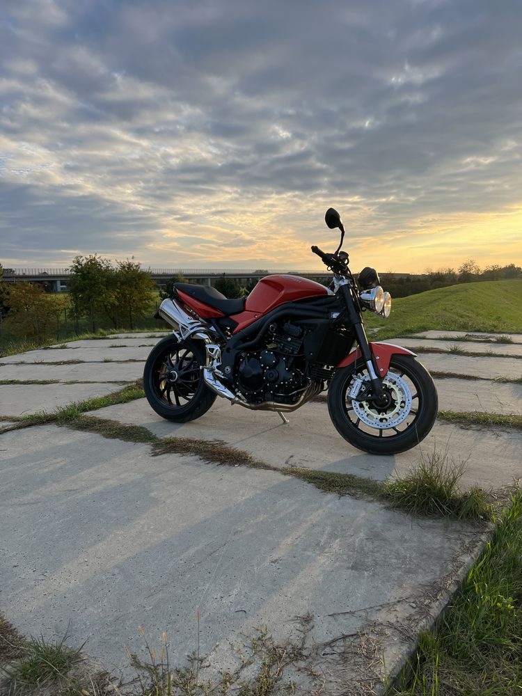 Triumph Speed Triple 1050 SE