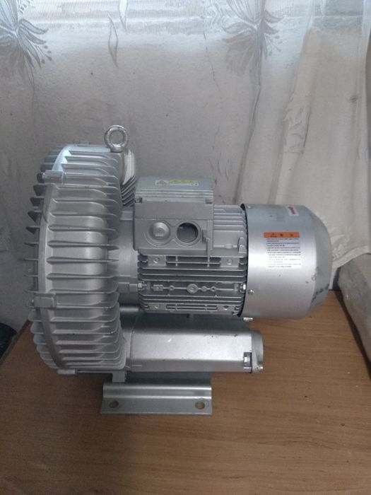 Sprzedam pompy próżniowe bocznokanałowe