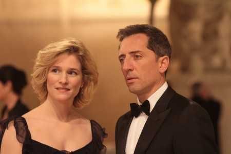 O CAPITAL (Costa-Gavras) Gad Elmaleh/Gabriel Byrne/Céline Sallette)