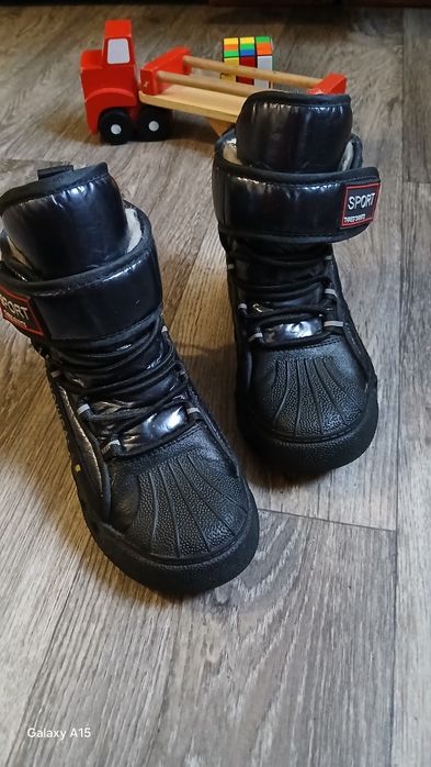 Чоботи зимові 29 розмір