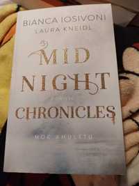 Mid Night chronicles Moc amuletu tom 2