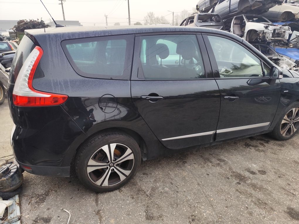 Renault Scénic III 1.6 DCI (peças)