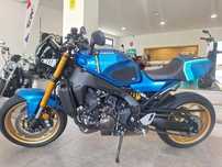 Yamaha XSR900 Legend Blue