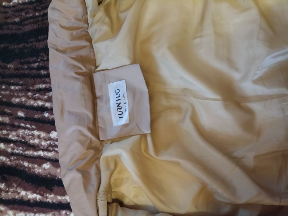 Куртка , курточка, пуховик