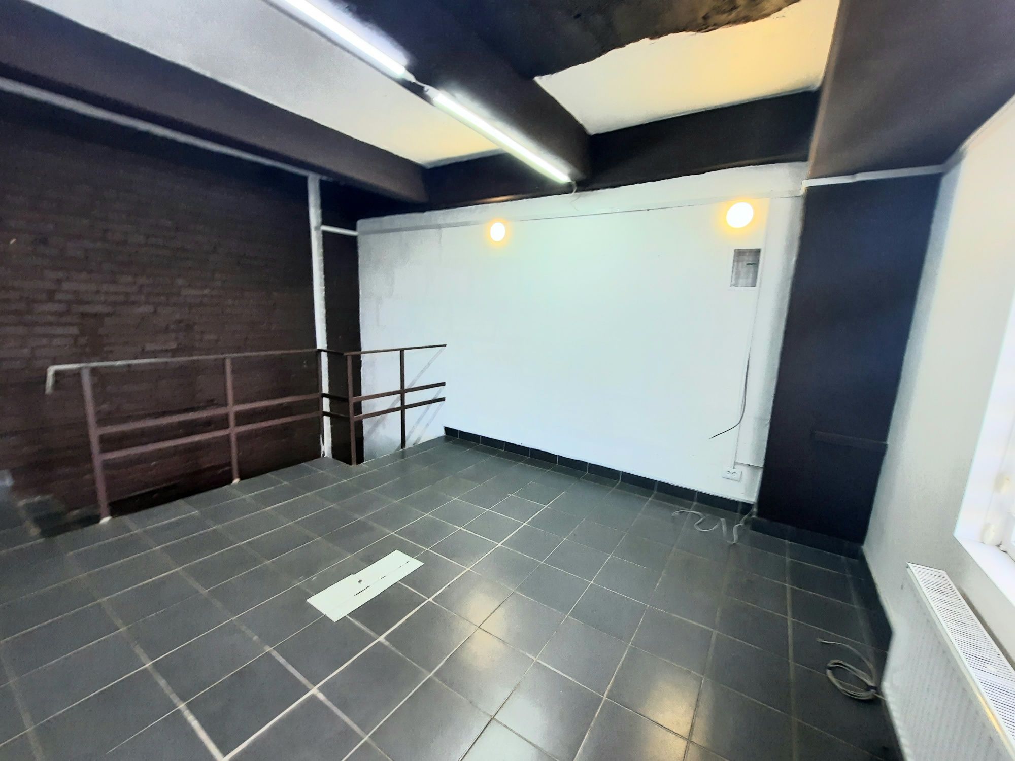 Офіс. Оренда. Площа S = 50 m2. Доступ 24/7.