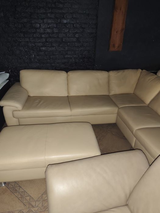 Кожаный, шкіряний кутовий диван+пуф (280303)