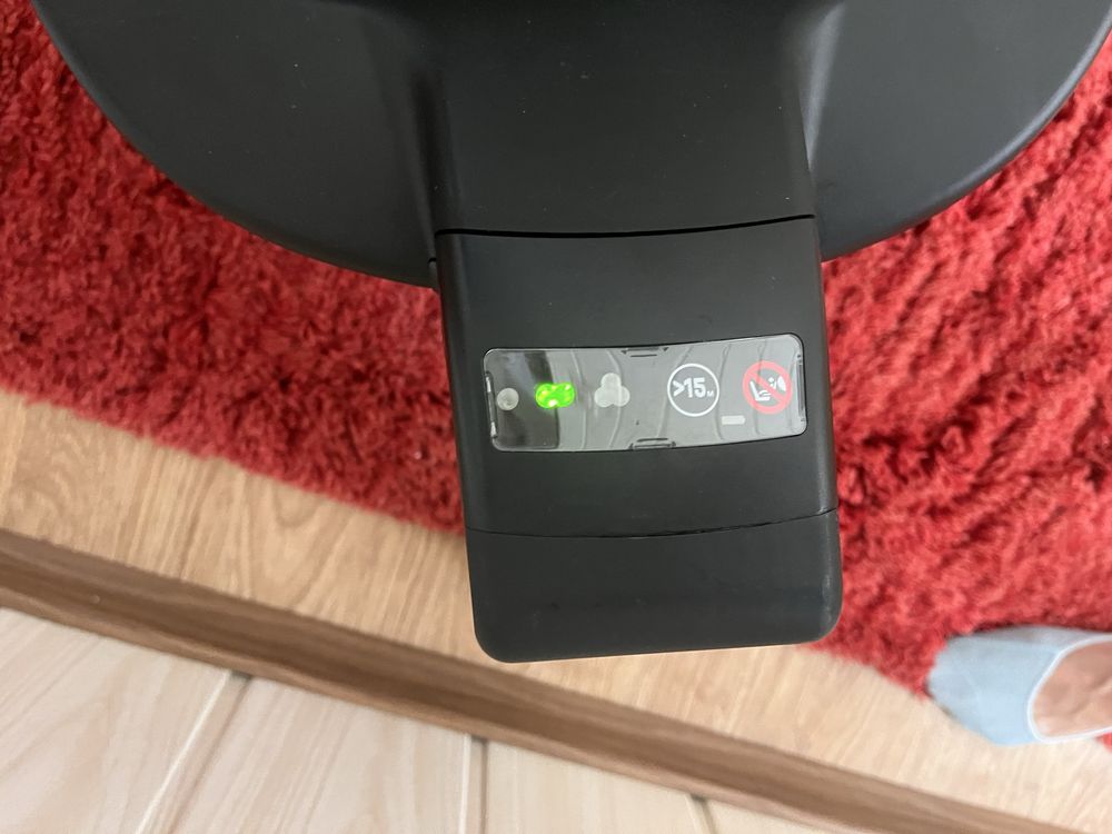 Nowy po 1 dziecku Fotelik łupina z bazą. Maxi-cosi.