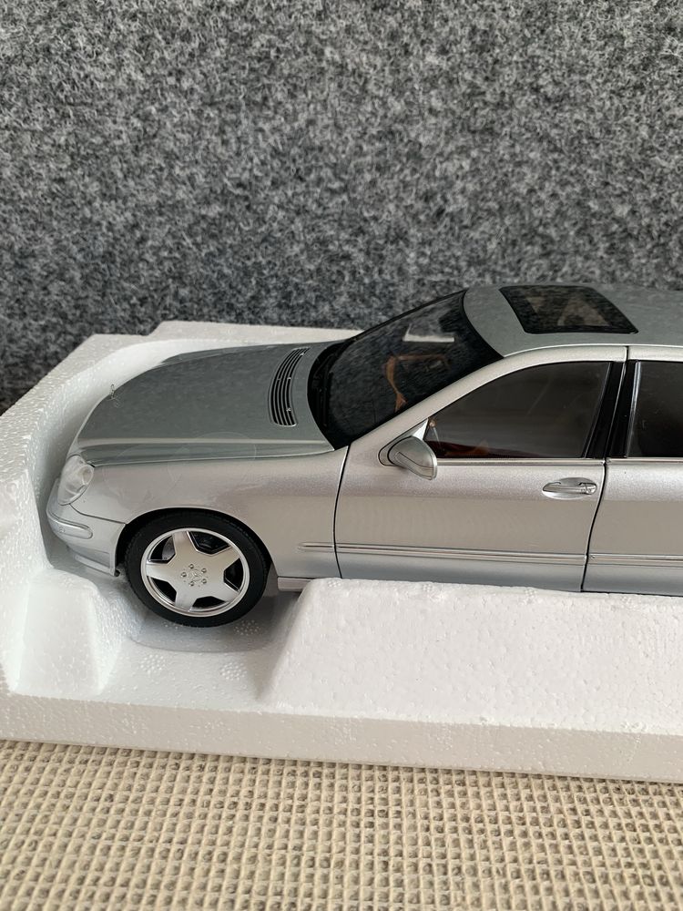 Mercedes-Benz S-Class S55 AMG (2000) z Norev > Scala 1:18