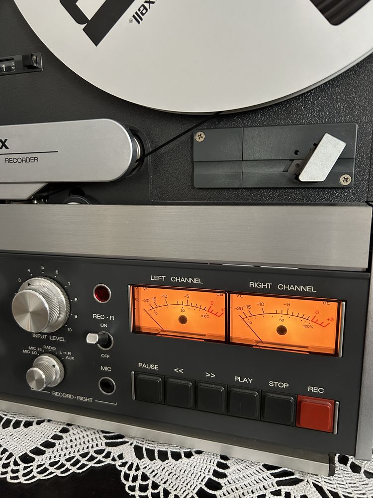 Magnetofon szpulowy Revox B77