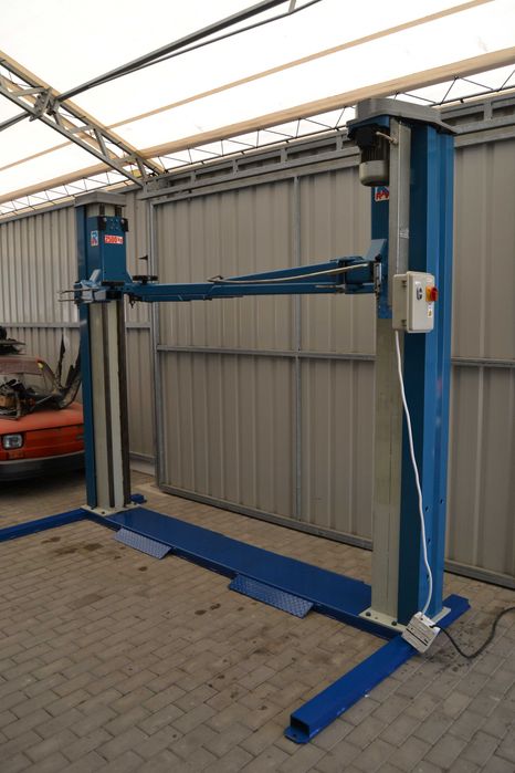Podnośnik dwukolumnowy Ravaglioli KPN305 rama śrubowy podnosnik 2500kg