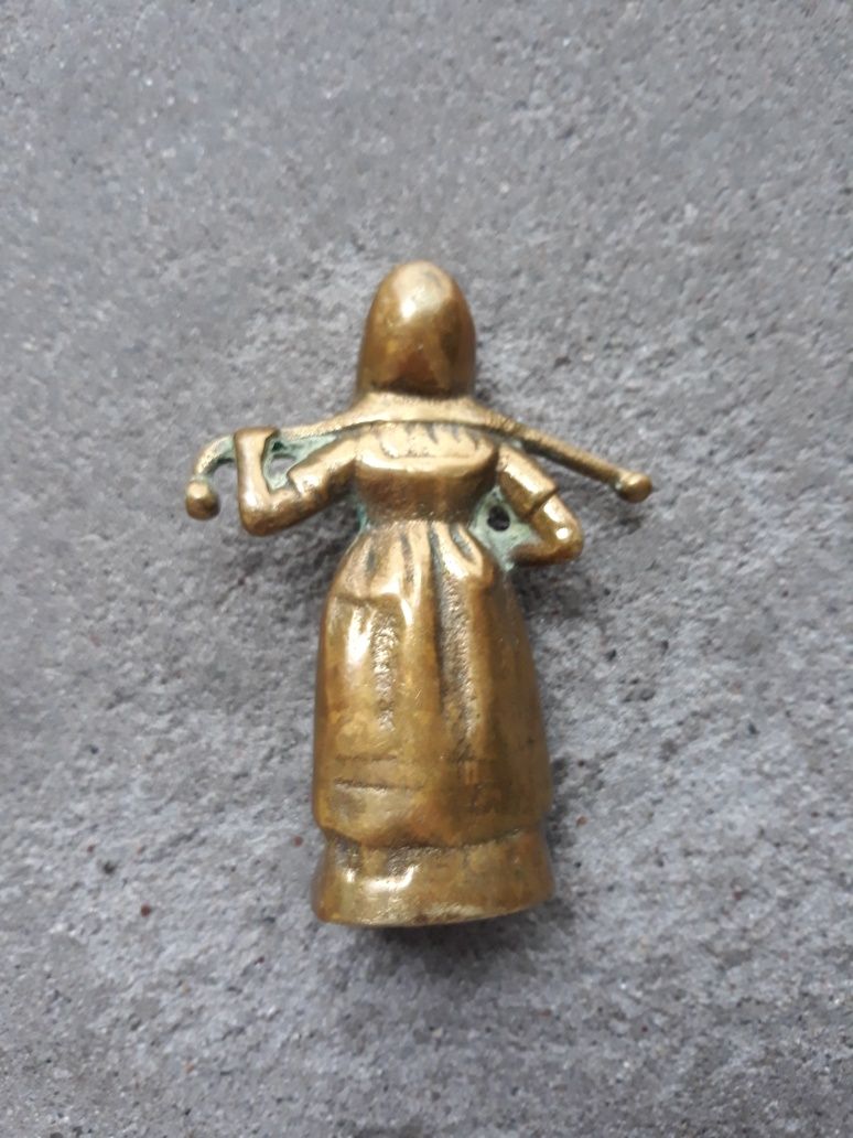 Bamberka - stara mosiężna figurka