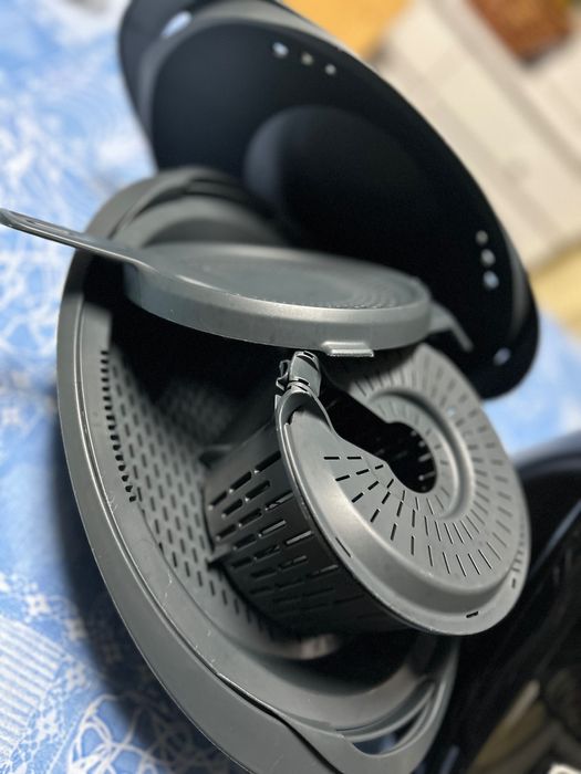 BIMBY TM6 Noir ainda com aproximadamente 1 ano de GARANTIA