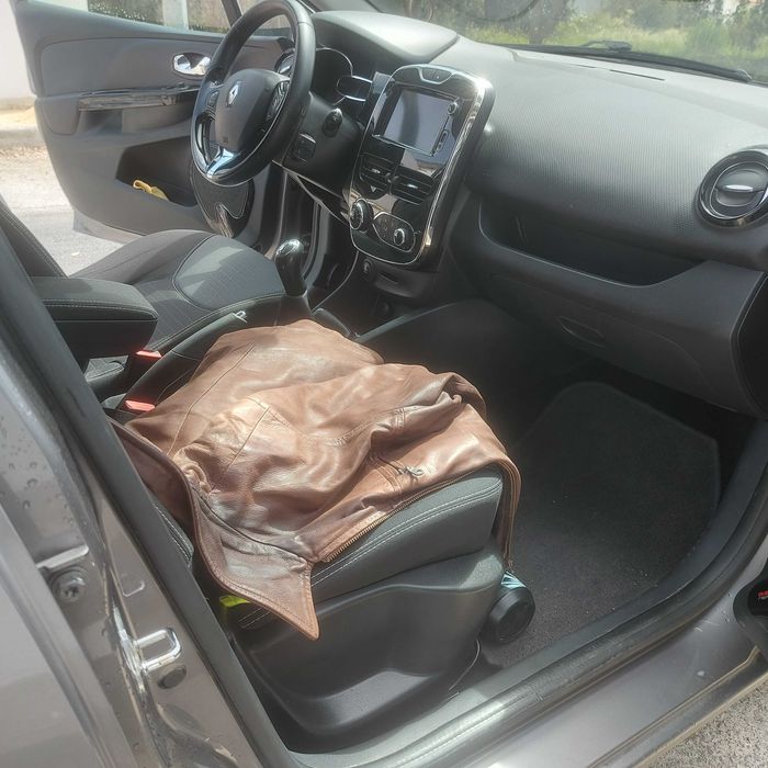 Renault  Clio 1.5 DCI  Sport Tourer