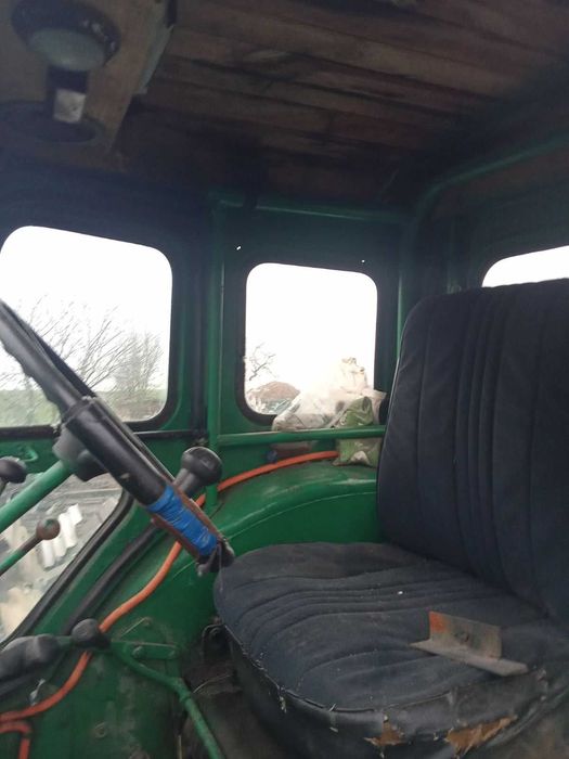 Продаю Т- 40 з нававісним ківшем.