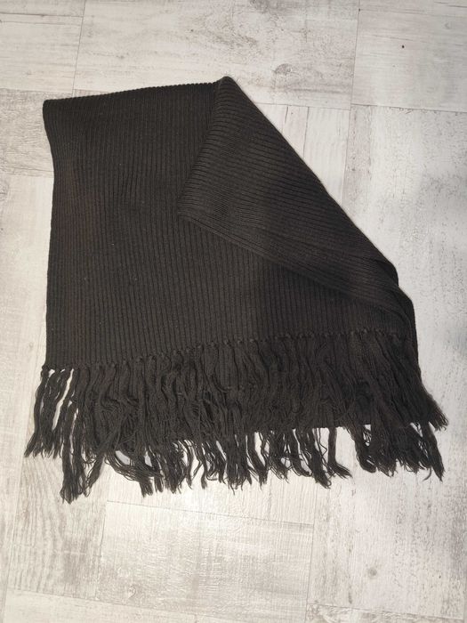 Шарф bomb boogie (Італія) — об'ємний, в'язаний, темно-зелений