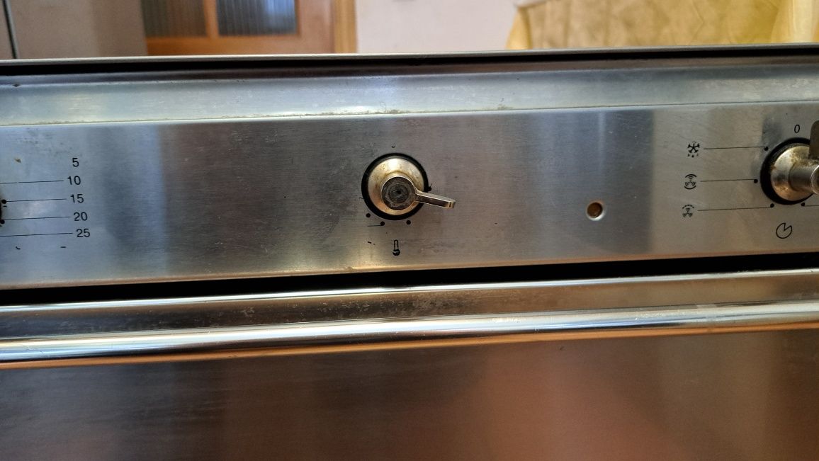 Духова шафа smeg