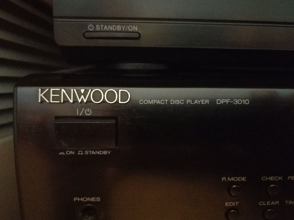 Усилитель Kenwood. Акустика JBL