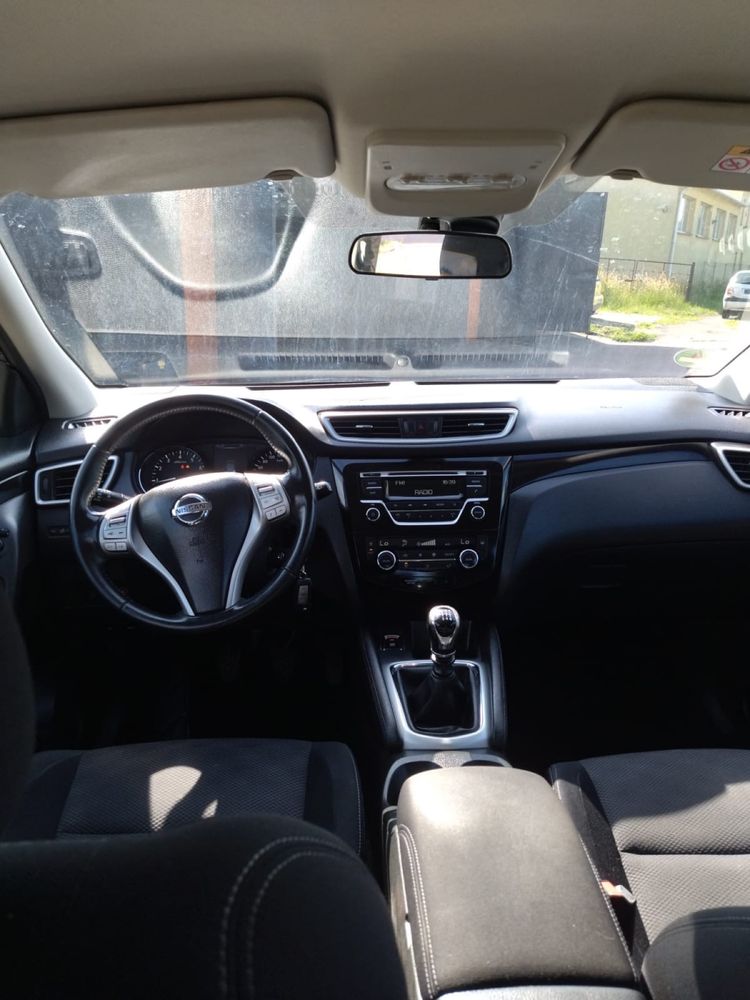 Sprzedam nissan qashai rok 2016 poj 1.2 przeb 91 tys