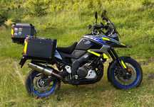 Suzuki V-STROM V-Strom 1050 XT kufry nawigacja olejarka i wiele więcej STAN IDEALNY