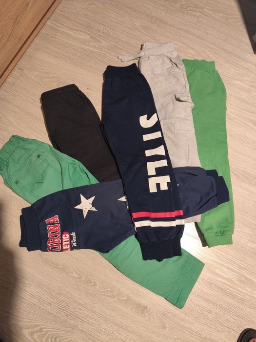 Ciuchy dla chłopca 122/128