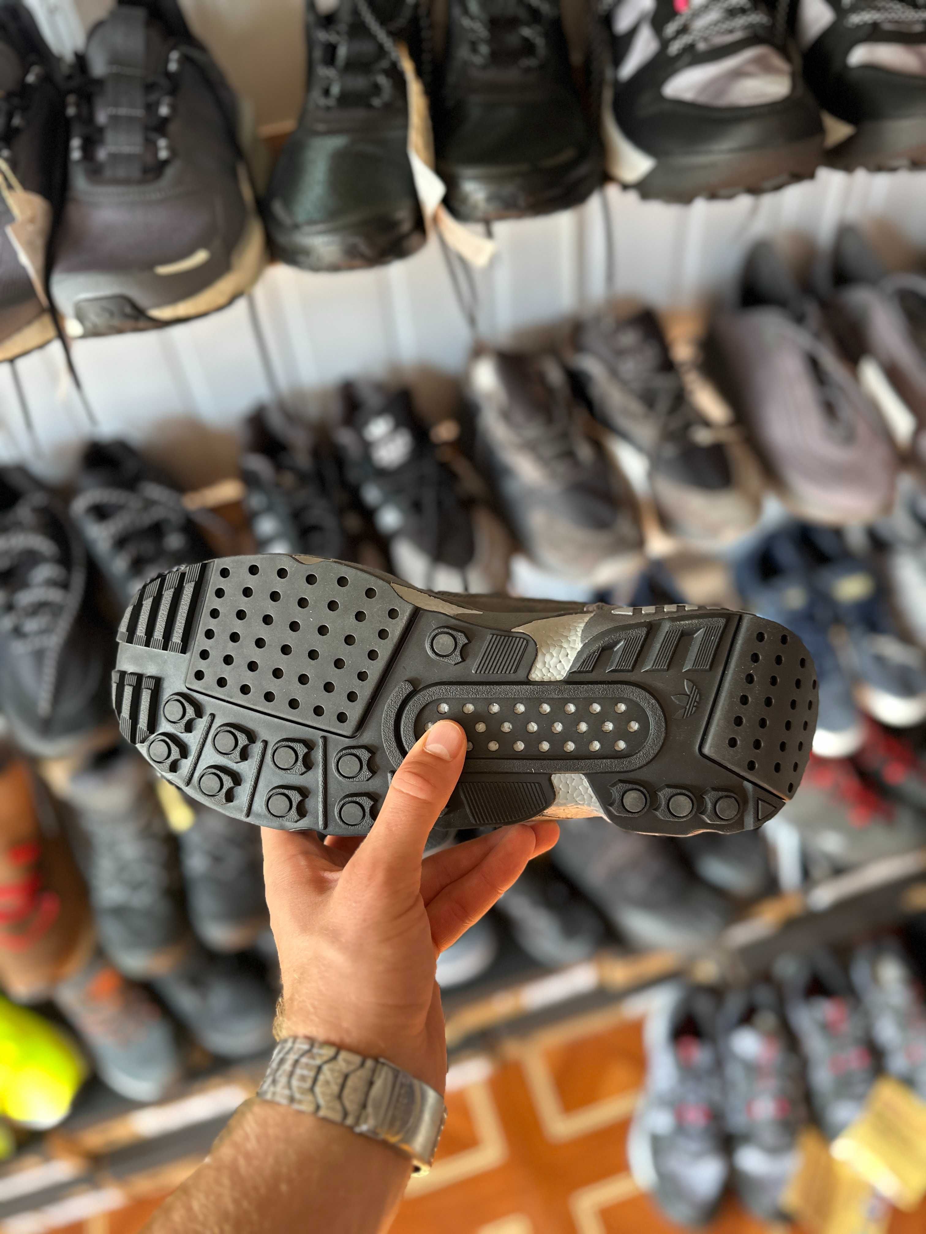 adidas Originals ZX 22 Boost Чоловічі для міста та кожного дня див інш