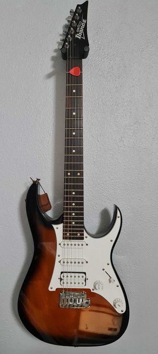 Guitarra Strato Nova