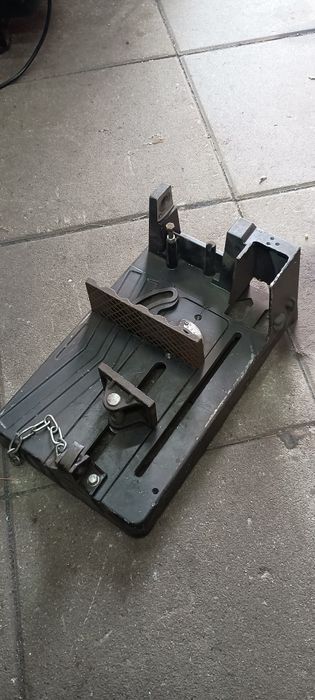 Podstawa piły cormak js355e
